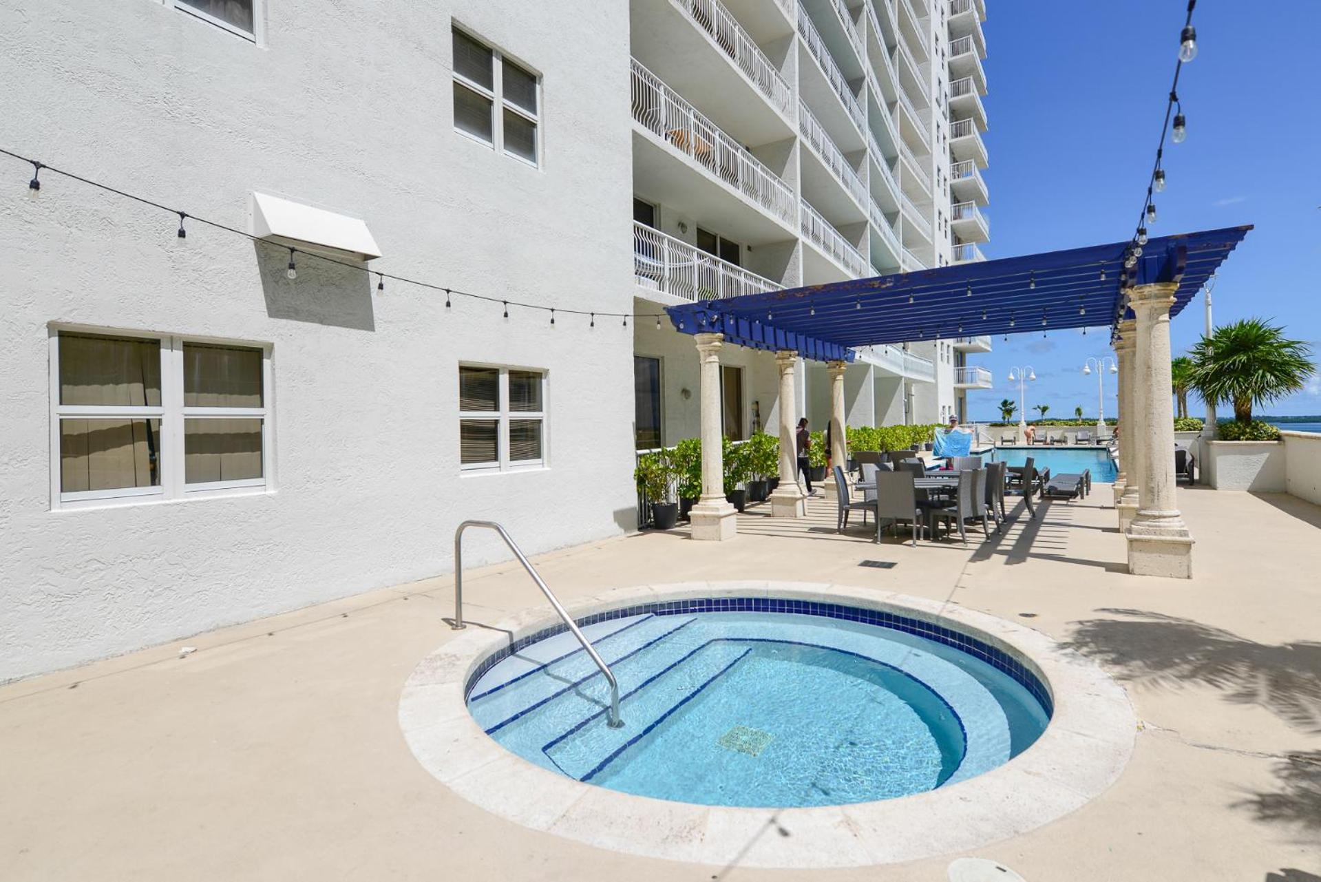 Amazing 3 Bedroom Condo At Brickell With Pool Miami Extérieur photo